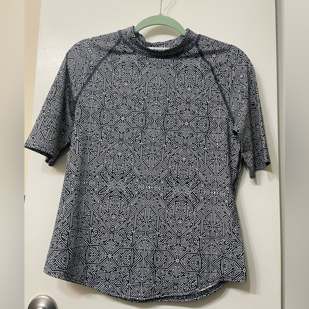 Golf shirt size M